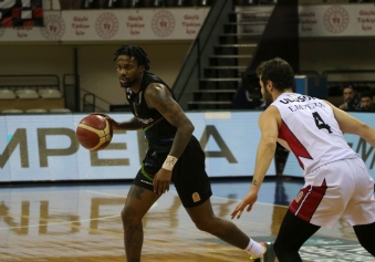 Empera Halı Gaziantep Basketbol 76 – 64 Aliağa Petkimspor Galeri