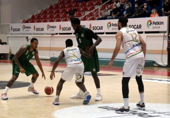 Aliağa Petkim Spor 57 – 76 Darüşşafaka Galeri