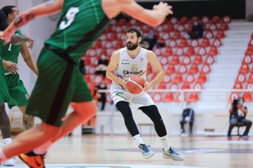 Aliağa Petkim Spor 57 – 76 Darüşşafaka Galeri