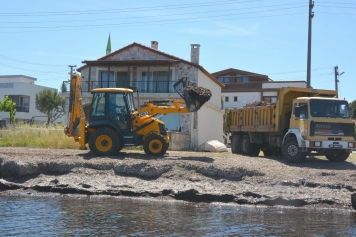 Çakmaklı Mahallesi’nde Sahil Temizliği Galeri