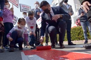 Aliağa’da “Yaya Önceliği Kırmızı Çizgimizdir” Etkinliği Galeri