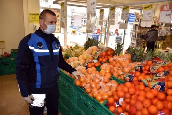 Aliağa Zabıtası Market Denetimlerini Sürdürüyor Galeri