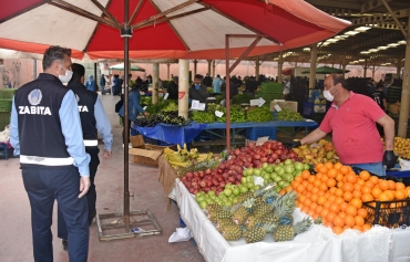 Aliağa Zabıtası Pazar Yeri Denetimlerini Sürdürüyor Galeri