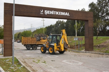 Aşağı Şehitkemal’e Aliağa Belediyesi’nden Hizmet Yağmuru Galeri