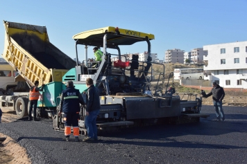 Nene Hatun Caddesi’ne Asfalt Seriliyor Galeri