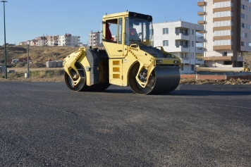 Nene Hatun Caddesi’ne Asfalt Seriliyor Galeri