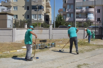 Parklar Ve Okul Bahçelerinin Bakımı Tamam Galeri