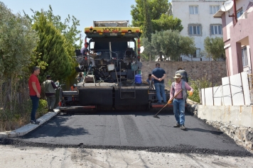 Yeni Mahalle’de Yenilenmeyen Yol Kalmayacak Galeri