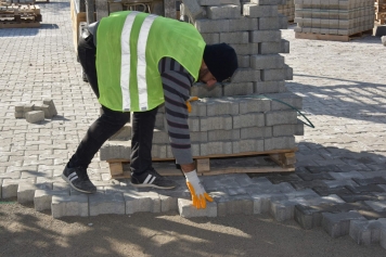 Aliağa Belediyesi Yeni Şakran’da Yolları Yeniliyor Galeri