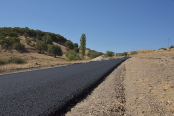 Yeni Mahalle’de Sıcak Asfalt Serimi Devam Ediyor  Galeri