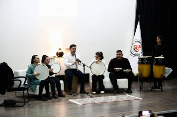 Aliağa’da Kalpleri Birleştiren Kutlama Galeri