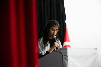 Aliağa’da Kalpleri Birleştiren Kutlama Galeri