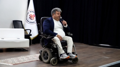 Aliağa’da Kalpleri Birleştiren Kutlama Galeri