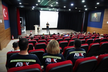 Aliağa’da Afet Bilinci İçin Farkındalık Eğitimi Galeri