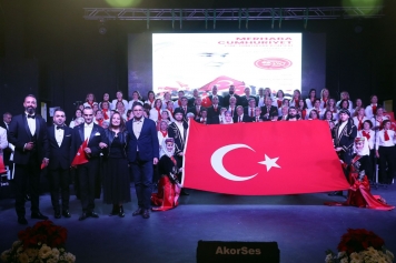 Aliağa’da Cumhuriyet Bayramı Coşkusu ASEV Konseriyle Başladı Galeri