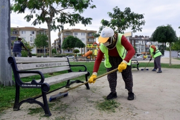 Aliağa’da Park ve Yeşil Alanlar Pırıl Pırıl Galeri