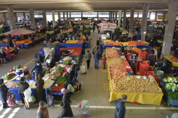 Aliağa’dan Bölgeye Örnek Pazar Galeri