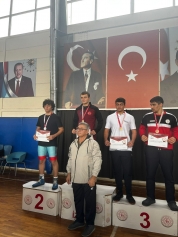 Aliağa’nın Genç Güreşçileri Okullarını İzmir Üçüncüsü Yaptı Galeri