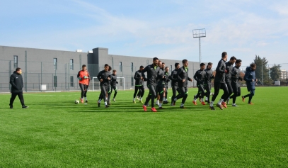 Aliağaspor FK, Hazırlıklara Ara Vermiyor Galeri