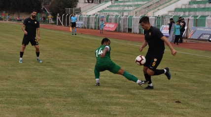 Aliağaspor FK, Salihli Deplasmanında Galip Geldi Galeri