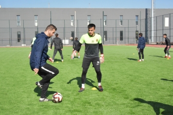 Aliağaspor FK, Profesyonel Lige Çıkmak İçin Sabırsızlanıyor Galeri