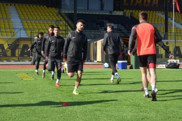 Aliağaspor FK, Profesyonel Lige Çıkmak İçin Sabırsızlanıyor Galeri