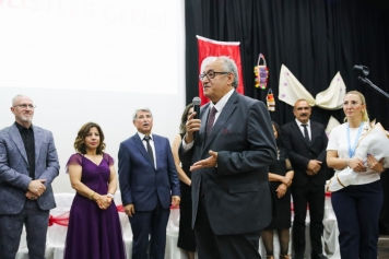 ASEV THM Korosu’ndan ‘Solistler Geçidi’ Galeri
