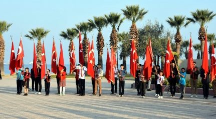 Büyük Önderimizi Minnetle Anıyoruz Galeri