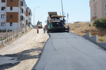 Aliağa Belediyesi’nin Asfaltlama Çalışmaları Tüm Hızıyla Sürüyor Galeri