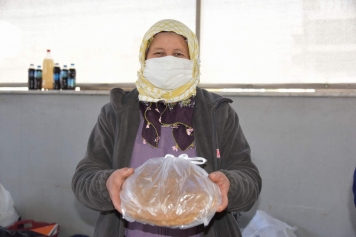 Kendileri Üretiyorlar, Topluyorlar, Kendileri Satıyorlar Galeri