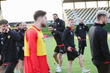 Lider Aliağaspor FK, Çeşme Belediyespor Maçına Hazırlanıyor Galeri