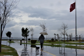 Aliağa’da Pazartesi Kar Bekleniyor  Galeri